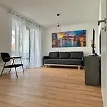 Amao Pearl - Rollstuhlgerechtes Premium - Naehe Messe Appartement Offenbourg