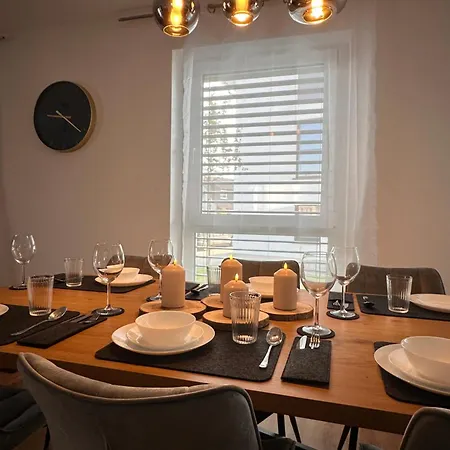 Amao Pearl - Rollstuhlgerechte - 94 Qm - Balkon & Tiefgarage - Aufzug - Naehe Messe - Bis 10 Pers 2whg