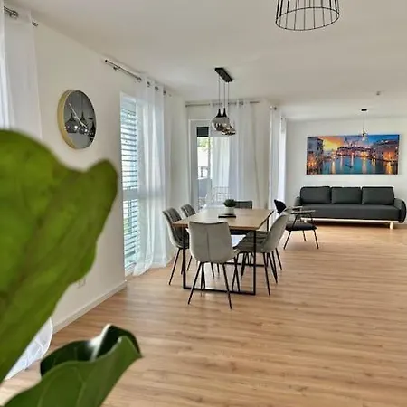 Amao Pearl - Rollstuhlgerechte - 94 Qm - Balkon & Tiefgarage - Aufzug - Naehe Messe - Bis 10 Pers 2whg شقة اوفنبرغ