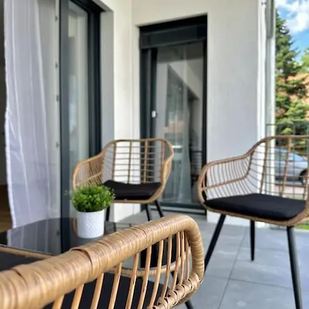 شقة Amao Pearl - Rollstuhlgerechte - 94 Qm - Balkon & Tiefgarage - Aufzug - Naehe Messe - Bis 10 Pers 2whg *