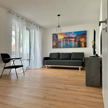 Amao Pearl - Rollstuhlgerechte - 94 Qm - Balkon & Tiefgarage - Aufzug - Naehe Messe - Bis 10 Pers 2whg شقة اوفنبرغ