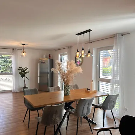 Amao-pearl - Business - Balcony - Parking Apartment