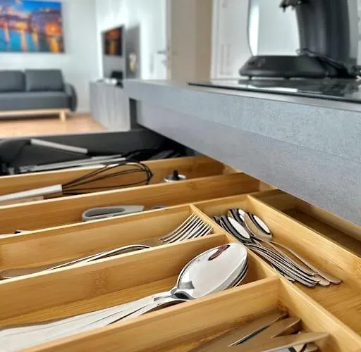 Amao Pearl - Rollstuhlgerechtes Premium Apartment - Naehe Messe *