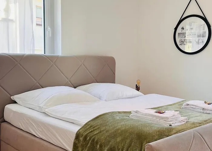 アパート Amao Pearl - Rollstuhlgerechtes Premium Apartment - Naehe Messe オフェンブルク